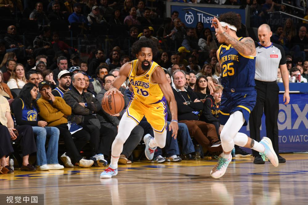 大量球迷的 大量球迷的